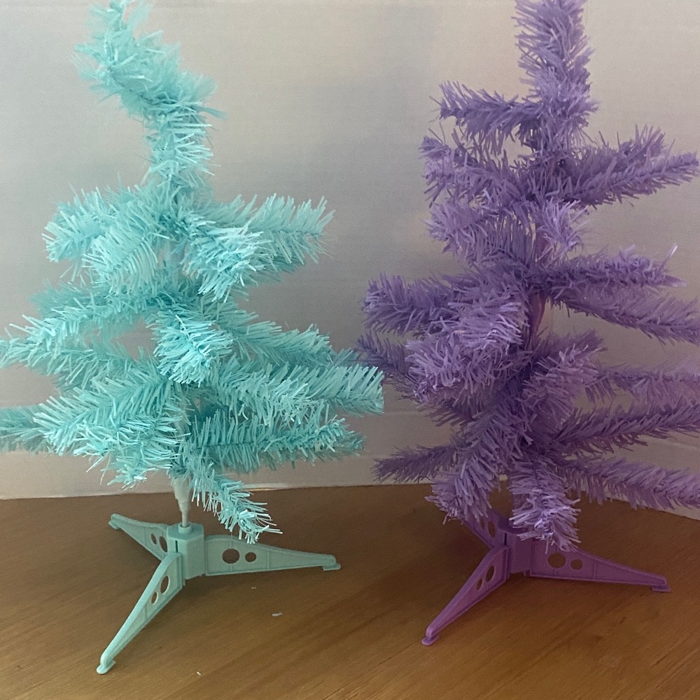 Easter Tree in Pale Blue and Purple 2 in 1 lot